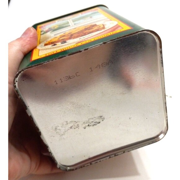 Nestle Limited Edition Tin Can Toll House Cookie Pie Mix Vintage Square Top - Picture 5 of 6